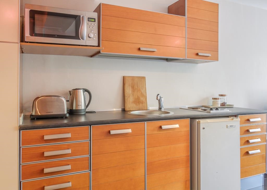 To Let 1 Bedroom Property for Rent in Vredehoek Western Cape